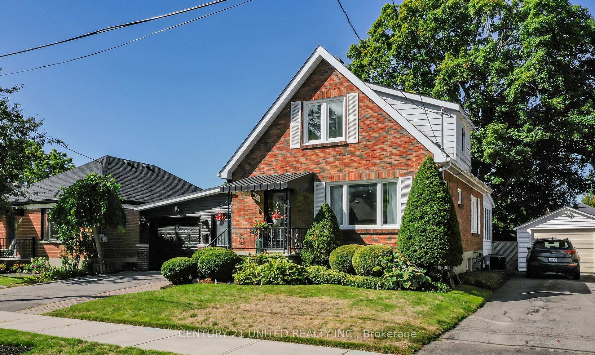 Photo 3 of 635 Montrose Street, Peterborough, Otonabee Ward 1 — HOMEH
