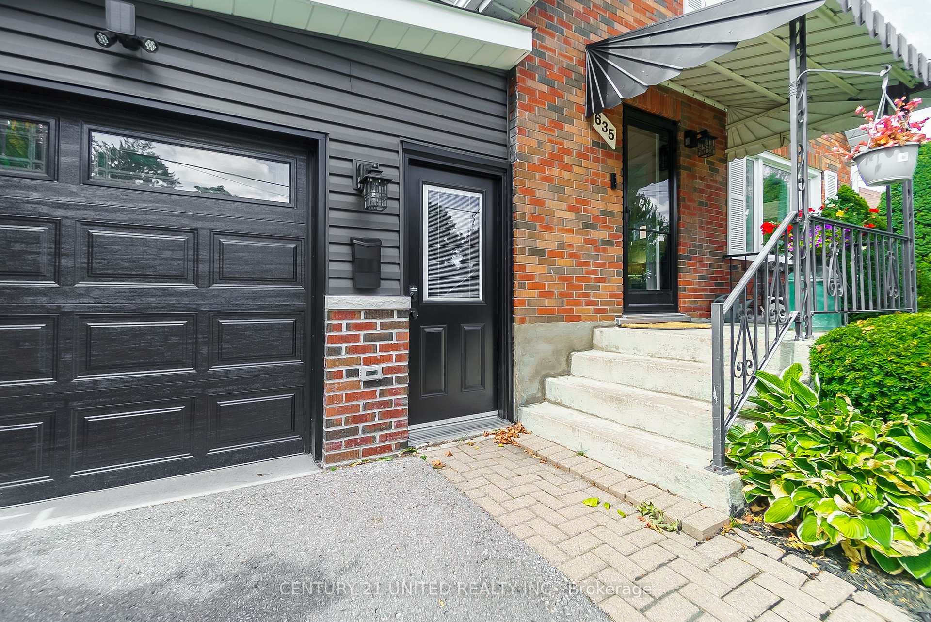 Photo 5 of 635 Montrose Street, Peterborough, Otonabee Ward 1 — HOMEH