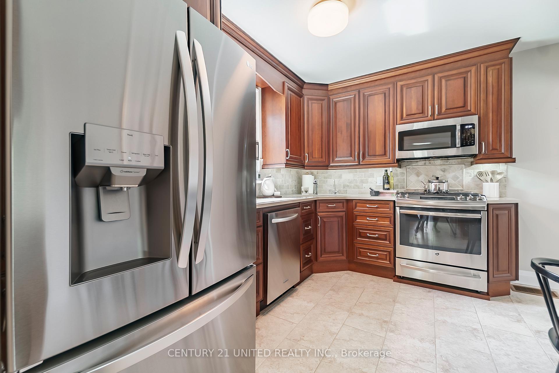 Photo 17 of 635 Montrose Street, Peterborough, Otonabee Ward 1 — HOMEH