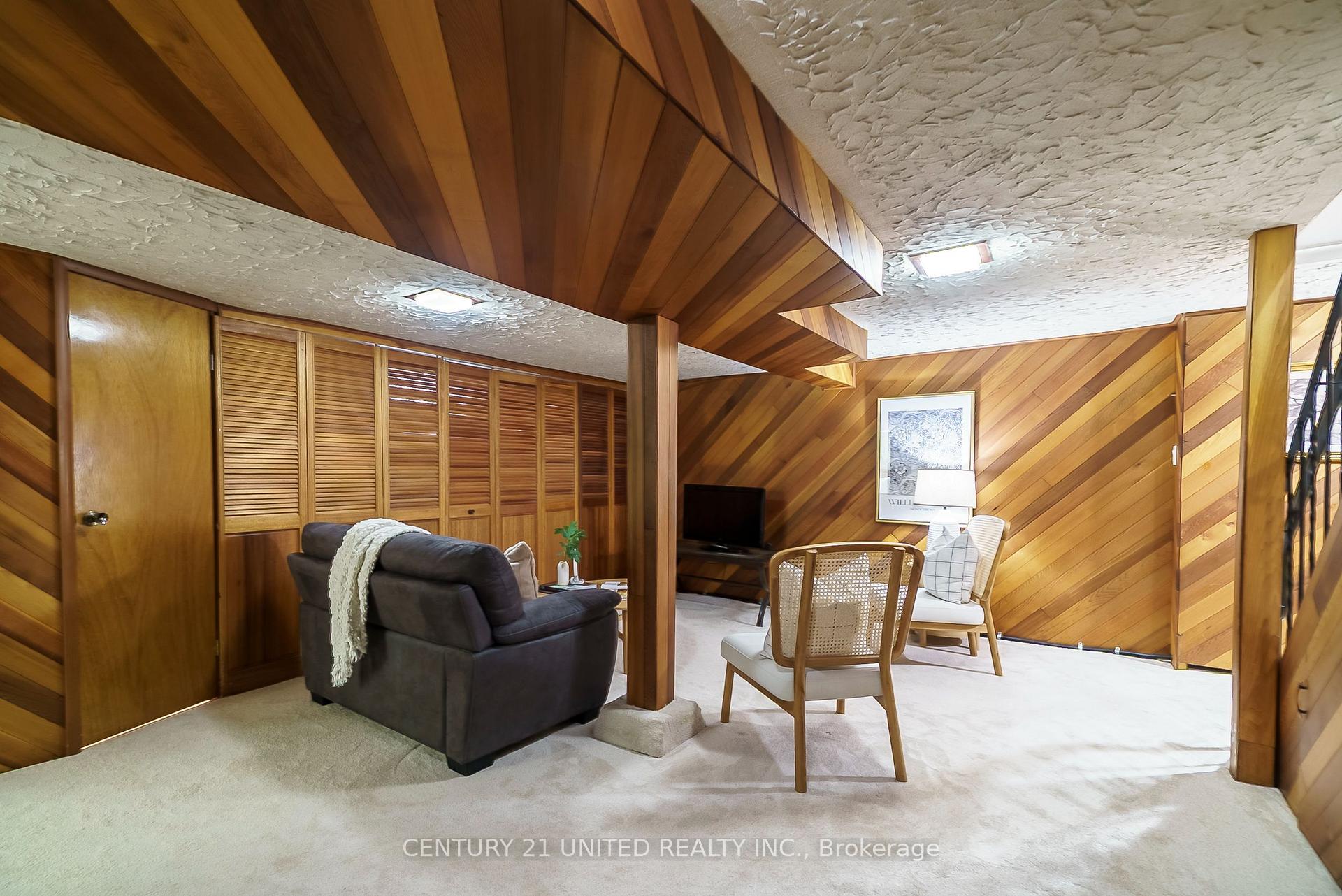 Photo 36 of 635 Montrose Street, Peterborough, Otonabee Ward 1 — HOMEH