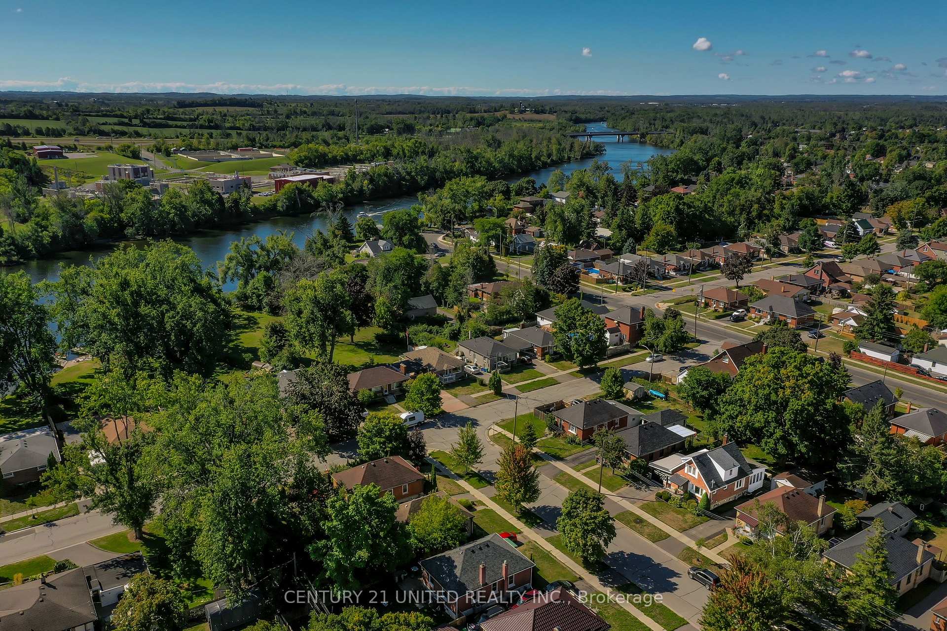Photo 50 of 635 Montrose Street, Peterborough, Otonabee Ward 1 — HOMEH
