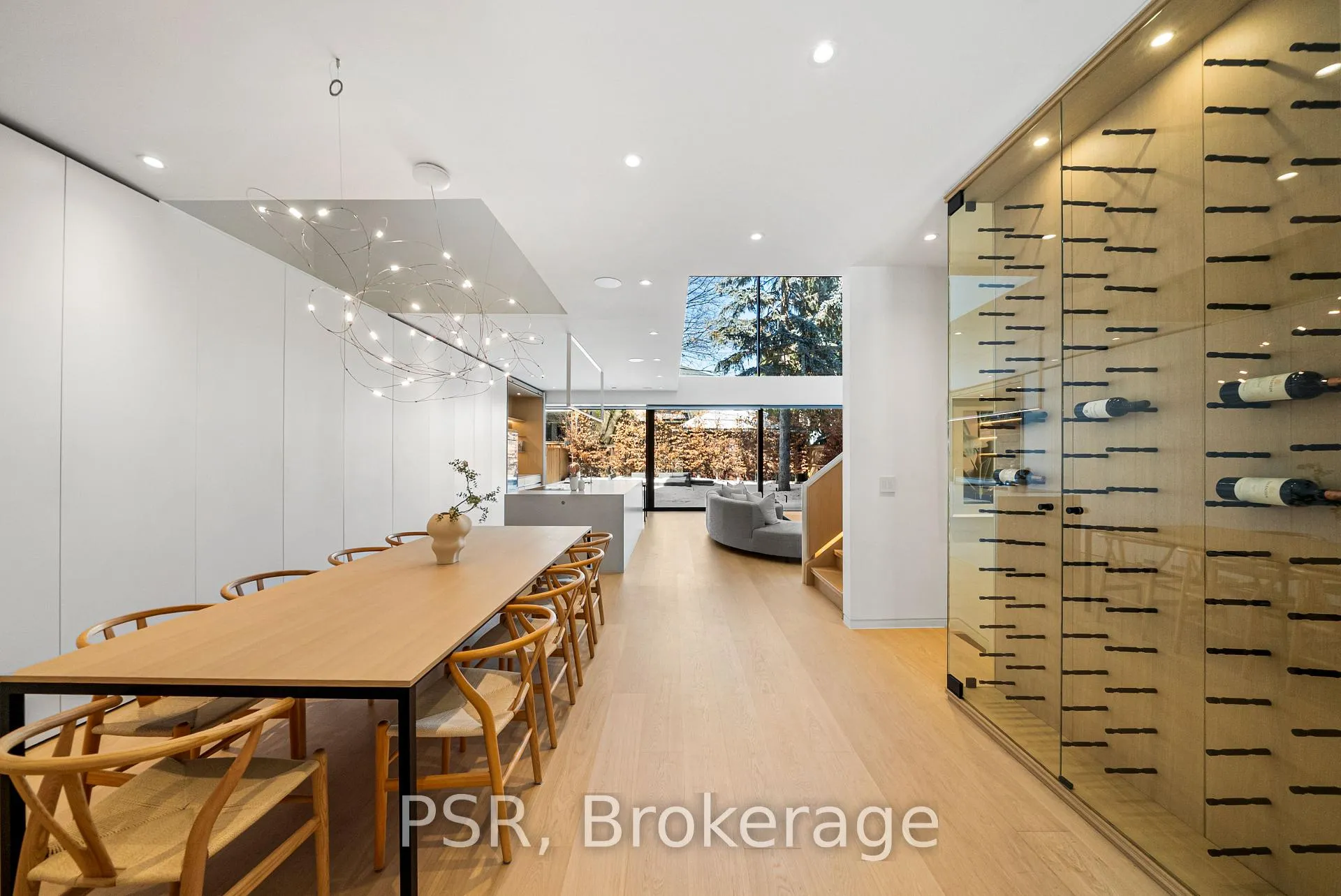 Photo 6 of 188 Montclair Avenue, Toronto, Forest Hill South — HOMEH