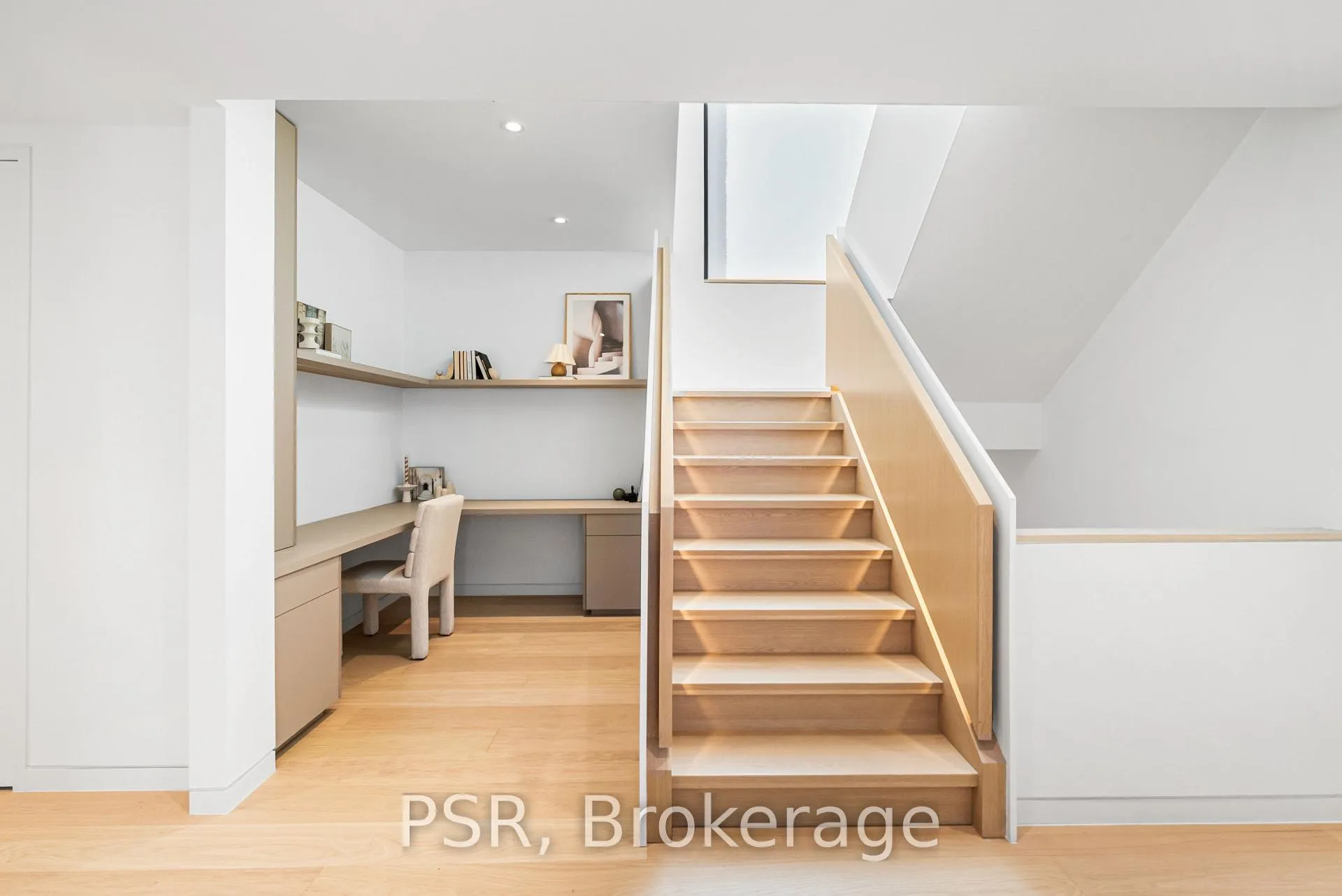 Photo 18 of 188 Montclair Avenue, Toronto, Forest Hill South — HOMEH