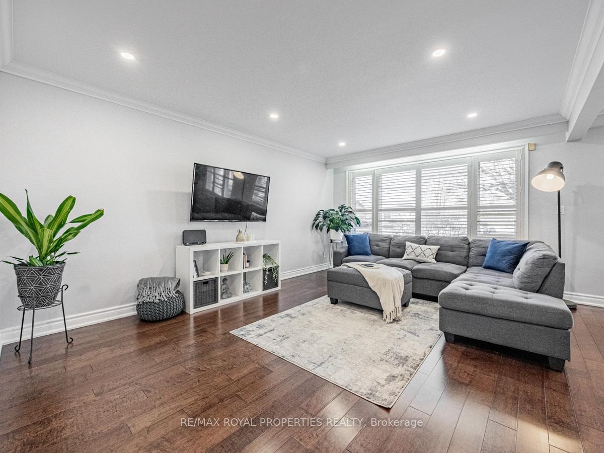 Photo 5 of 1322 Cedar Street, Oshawa, Lakeview — HOMEH
