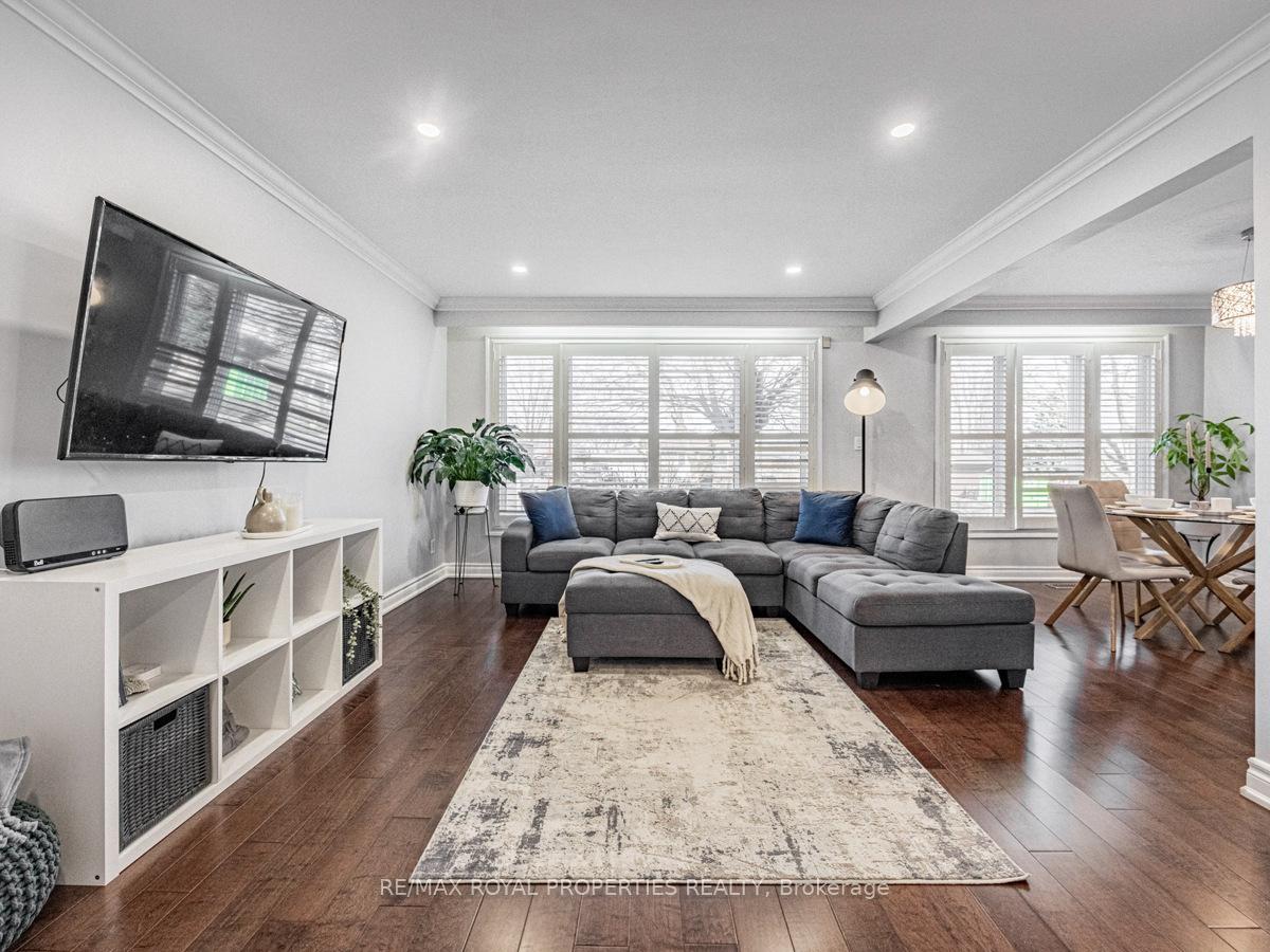 Photo 6 of 1322 Cedar Street, Oshawa, Lakeview — HOMEH