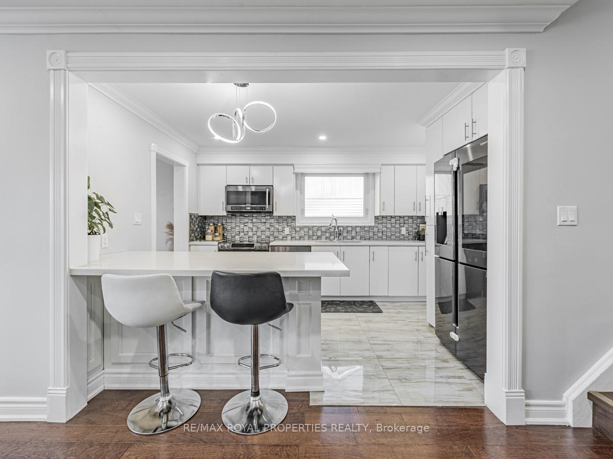 Photo 11 of 1322 Cedar Street, Oshawa, Lakeview — HOMEH