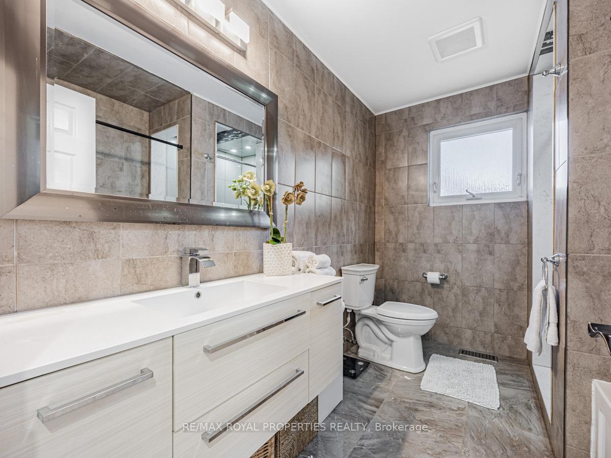 Photo 16 of 1322 Cedar Street, Oshawa, Lakeview — HOMEH