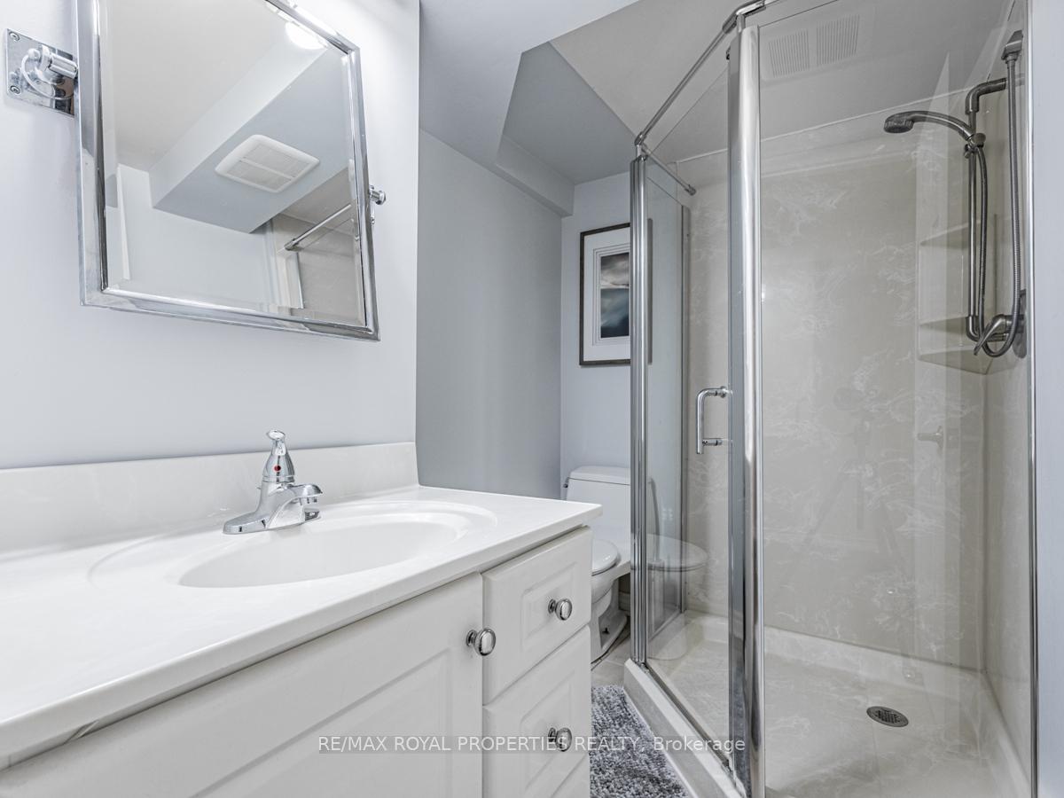 Photo 22 of 1322 Cedar Street, Oshawa, Lakeview — HOMEH