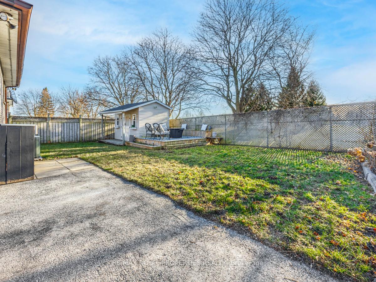 Photo 32 of 1322 Cedar Street, Oshawa, Lakeview — HOMEH