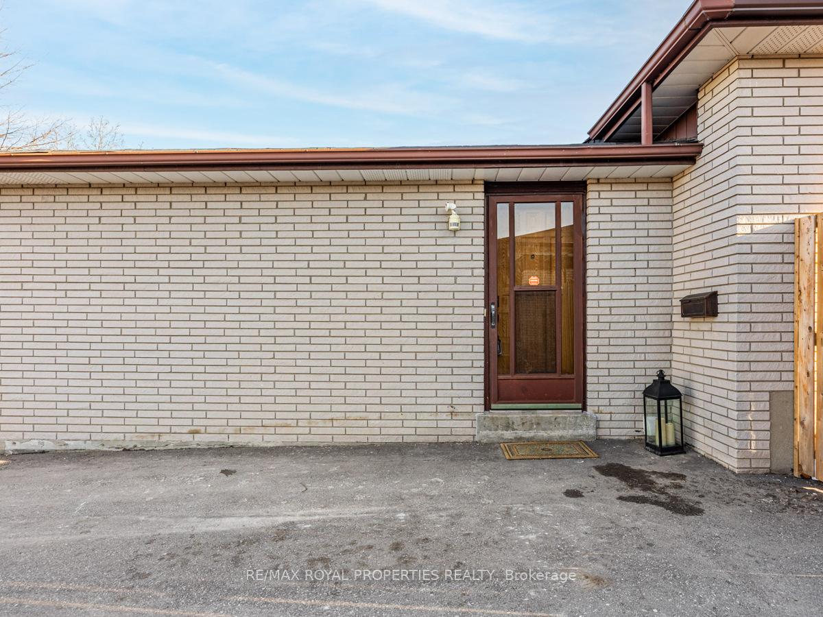 Photo 33 of 1322 Cedar Street, Oshawa, Lakeview — HOMEH
