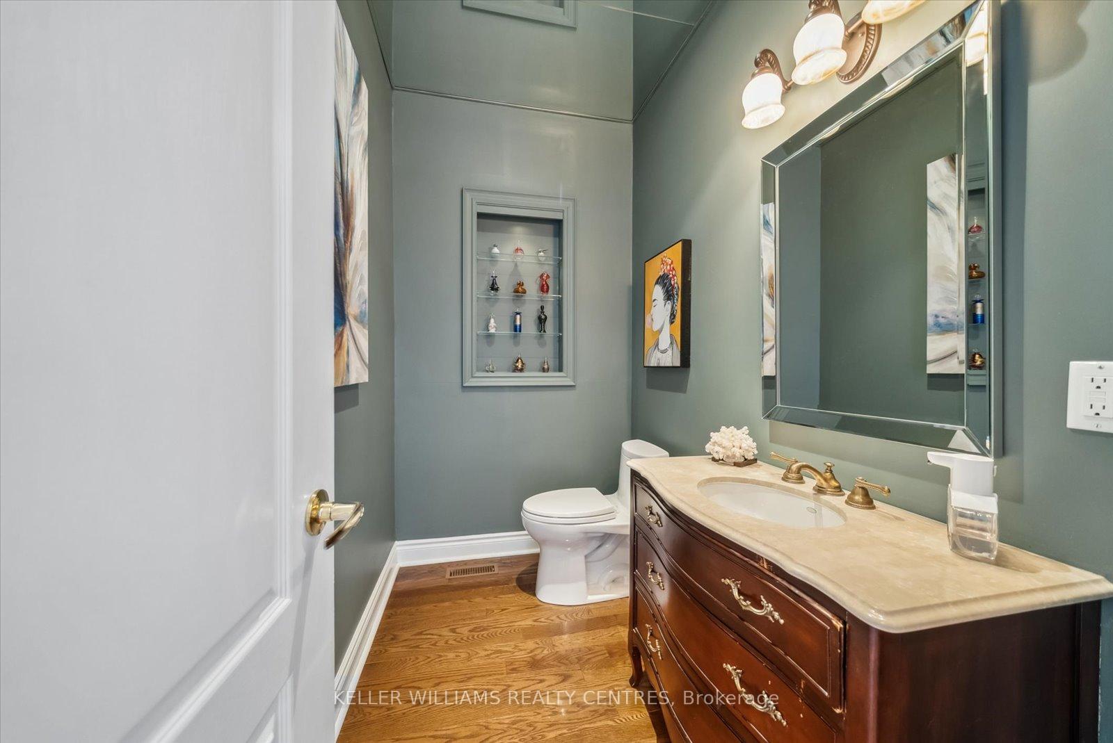 Photo 14 of 135 Sanibel Crescent, Vaughan, Uplands — HOMEH