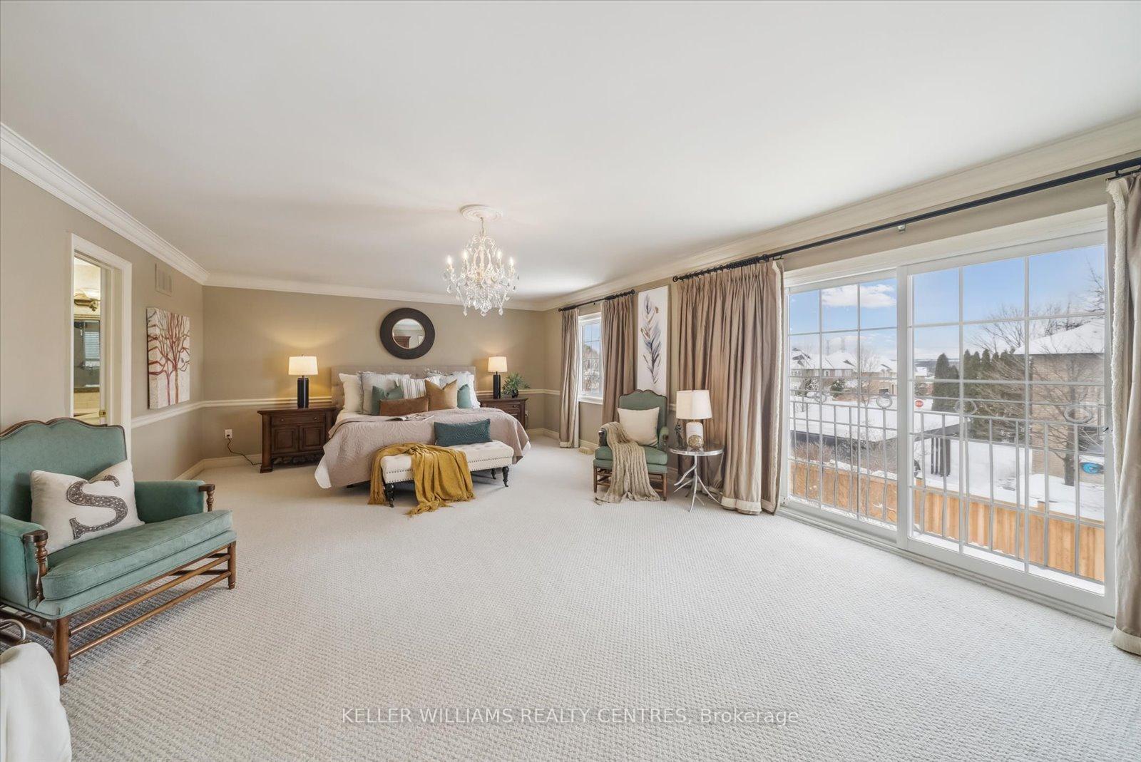 Photo 16 of 135 Sanibel Crescent, Vaughan, Uplands — HOMEH