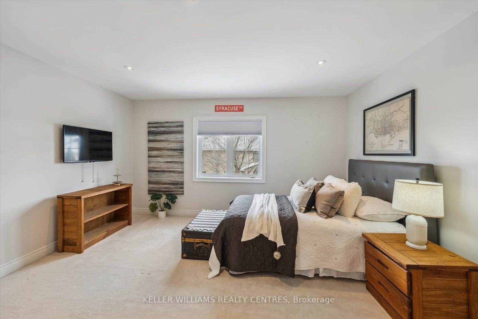 Photo 28 of 135 Sanibel Crescent, Vaughan, Uplands — HOMEH