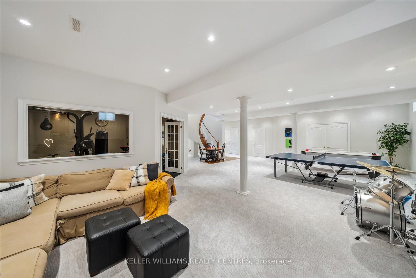 Photo 31 of 135 Sanibel Crescent, Vaughan, Uplands — HOMEH