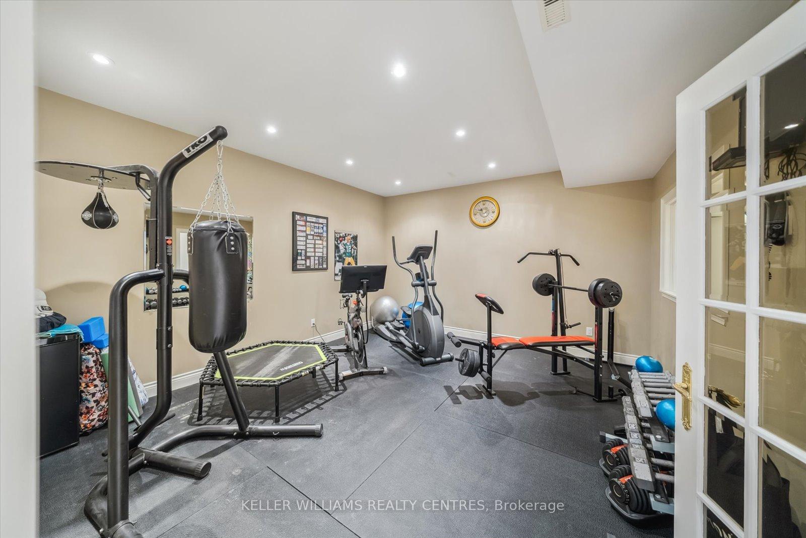 Photo 34 of 135 Sanibel Crescent, Vaughan, Uplands — HOMEH