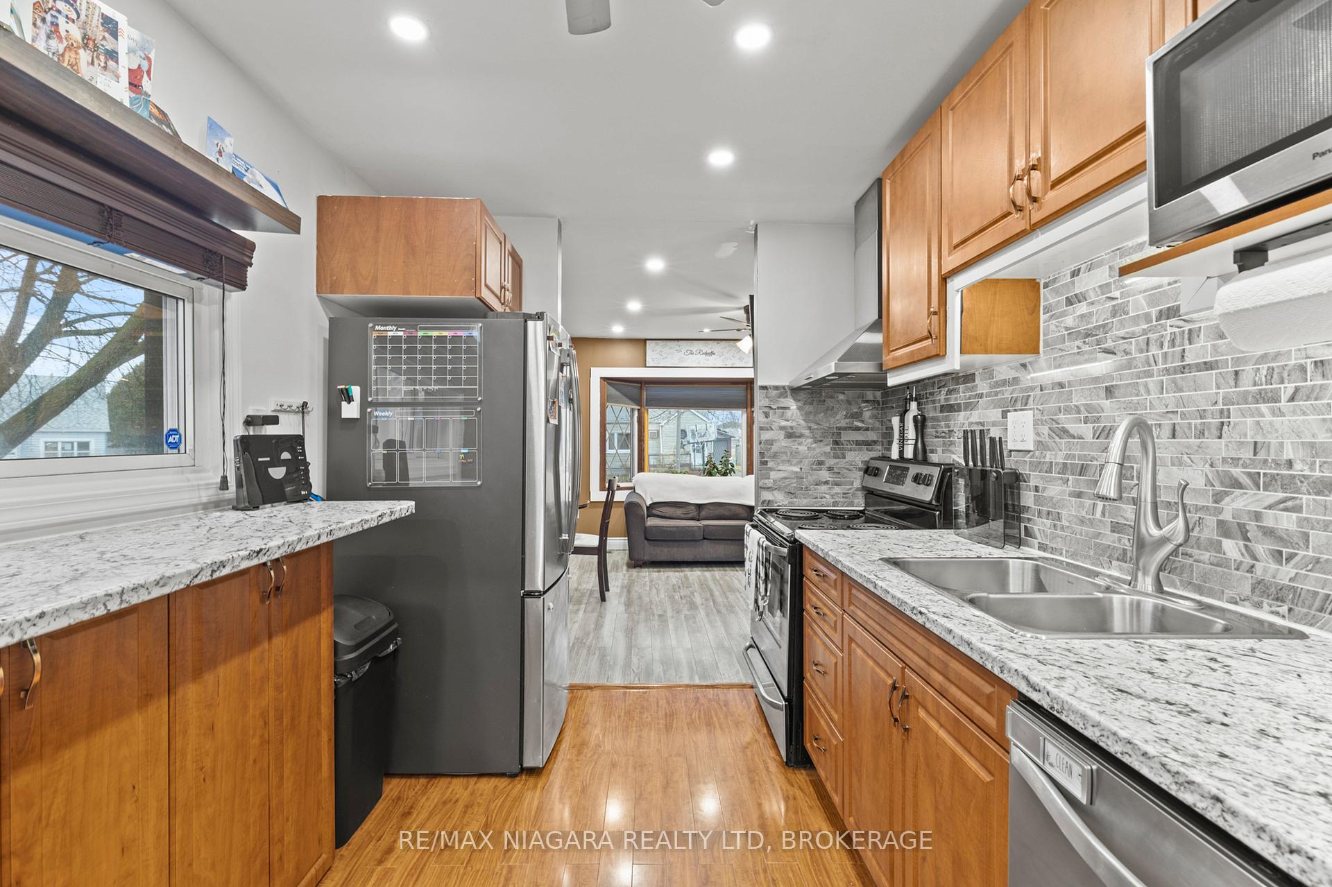 Photo 11 of 148 Dover Road, Welland, Lincoln/Crowland — HOMEH