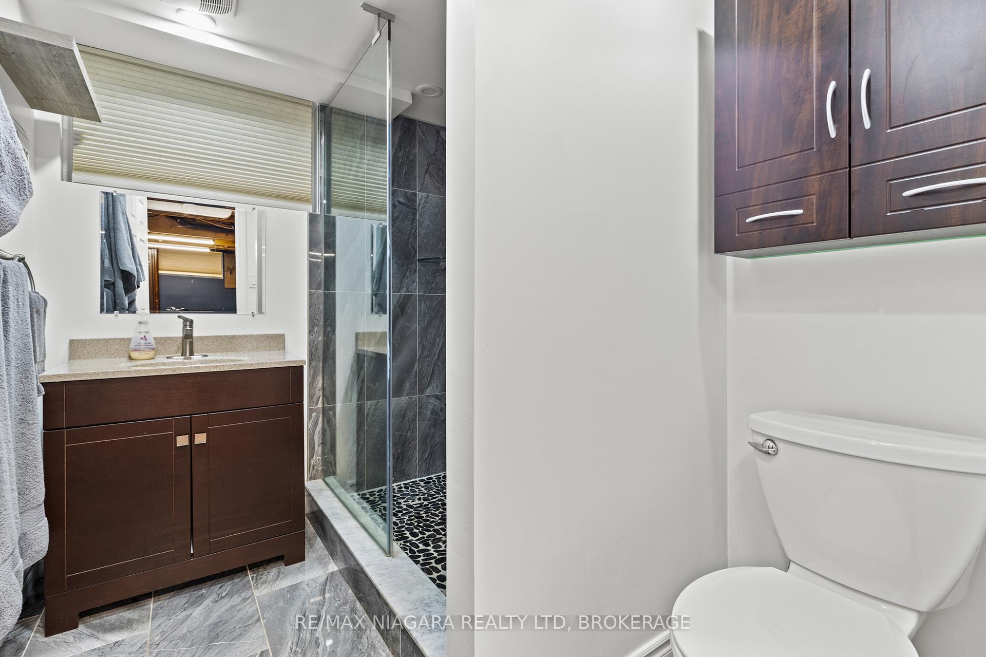 Photo 23 of 148 Dover Road, Welland, Lincoln/Crowland — HOMEH