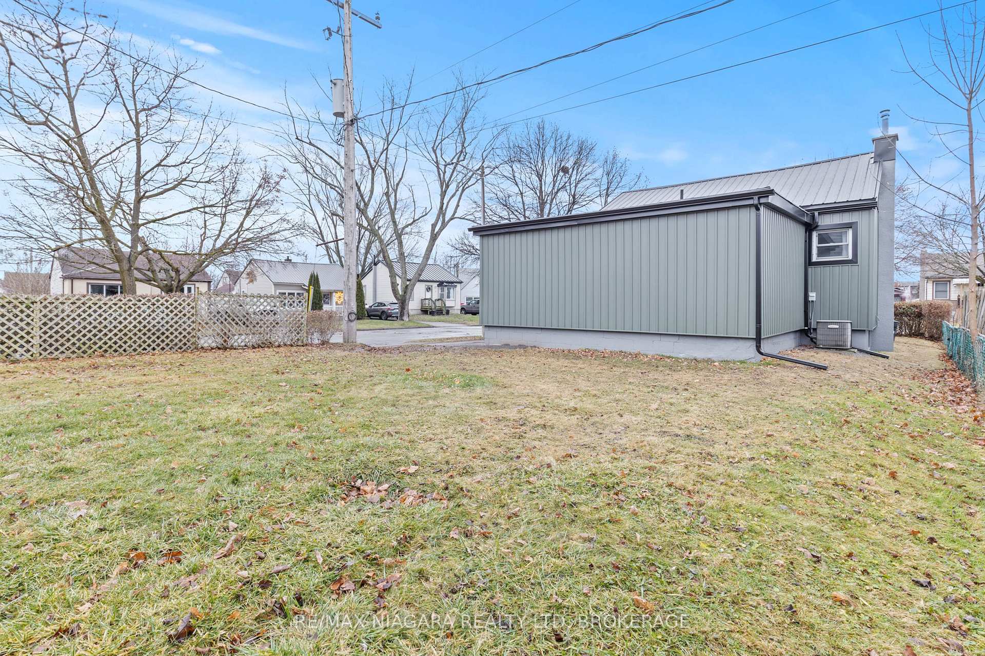 Photo 26 of 148 Dover Road, Welland, Lincoln/Crowland — HOMEH