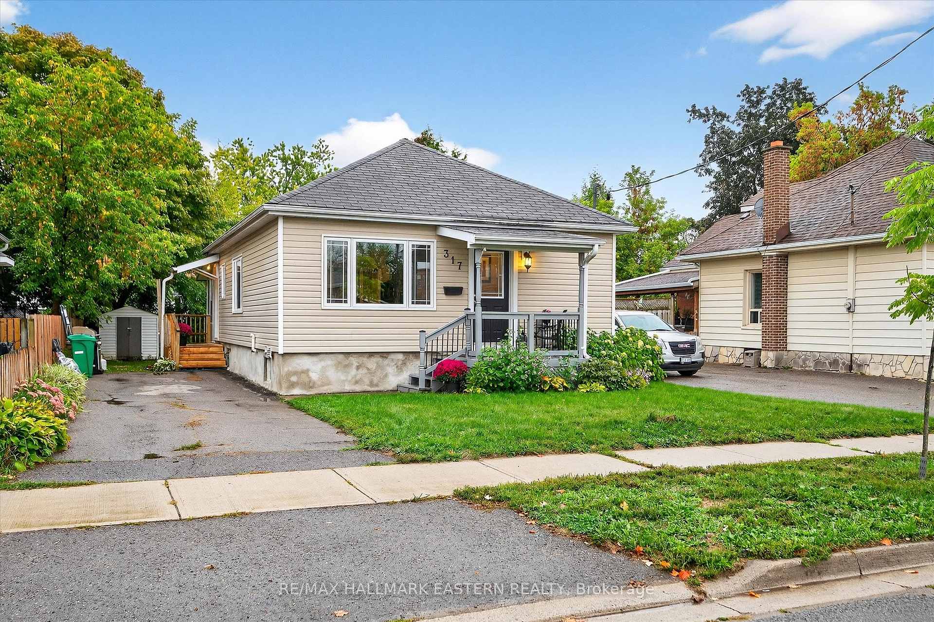 Photo 2 of 317 Wilson Street, Peterborough, Otonabee Ward 1 — HOMEH