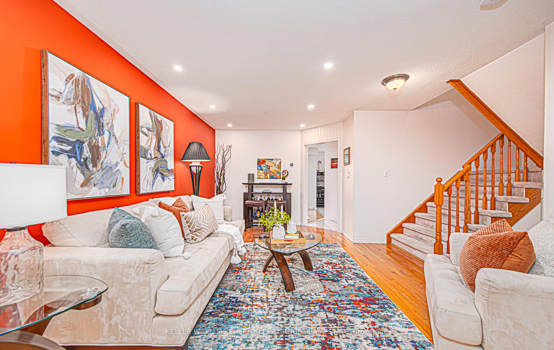 Photo 6 of 42 Jays Drive, Whitby, Williamsburg — HOMEH