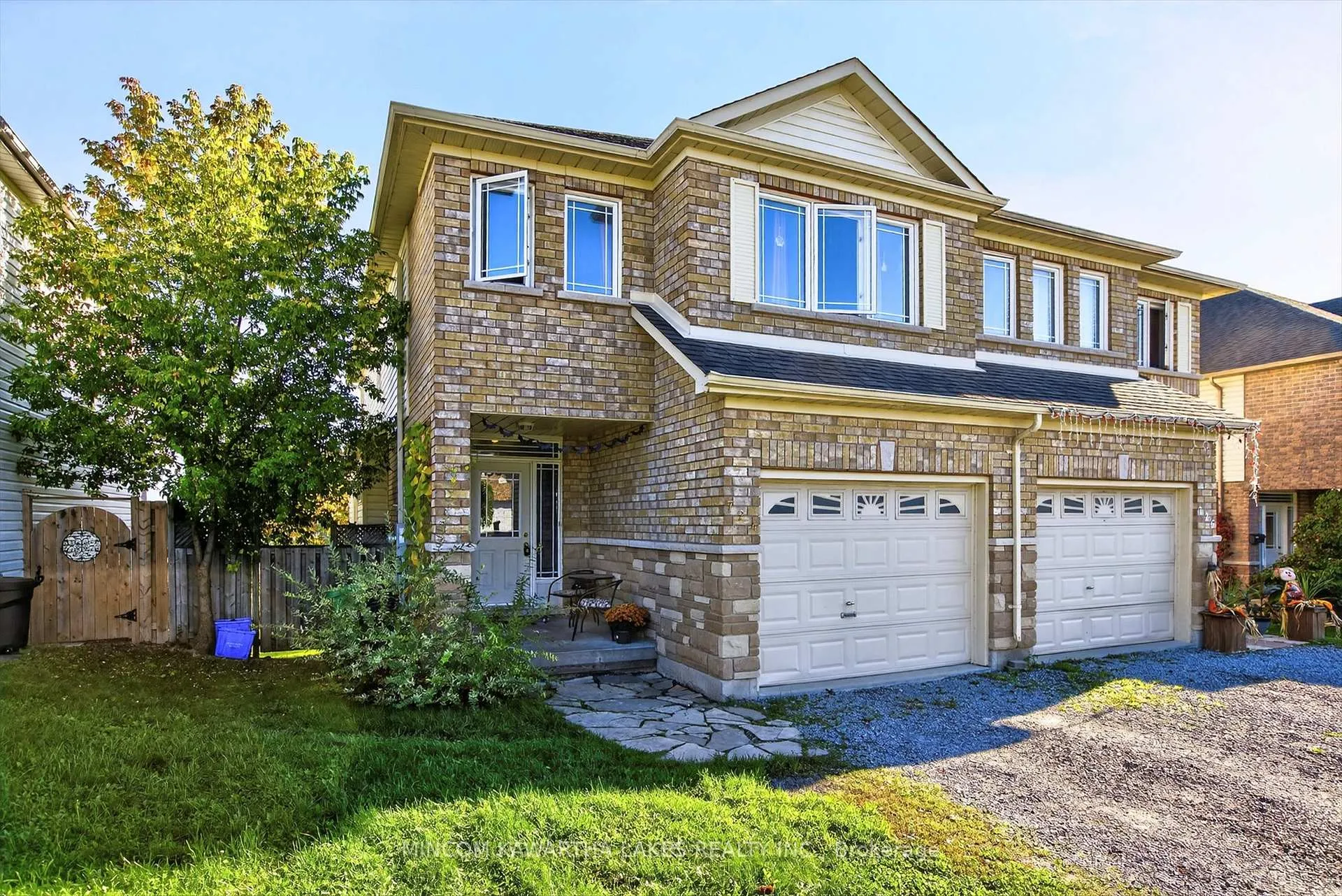 Photo 1 of 724 Trailview Drive, Peterborough, Ashburnham Ward 4 — HOMEH