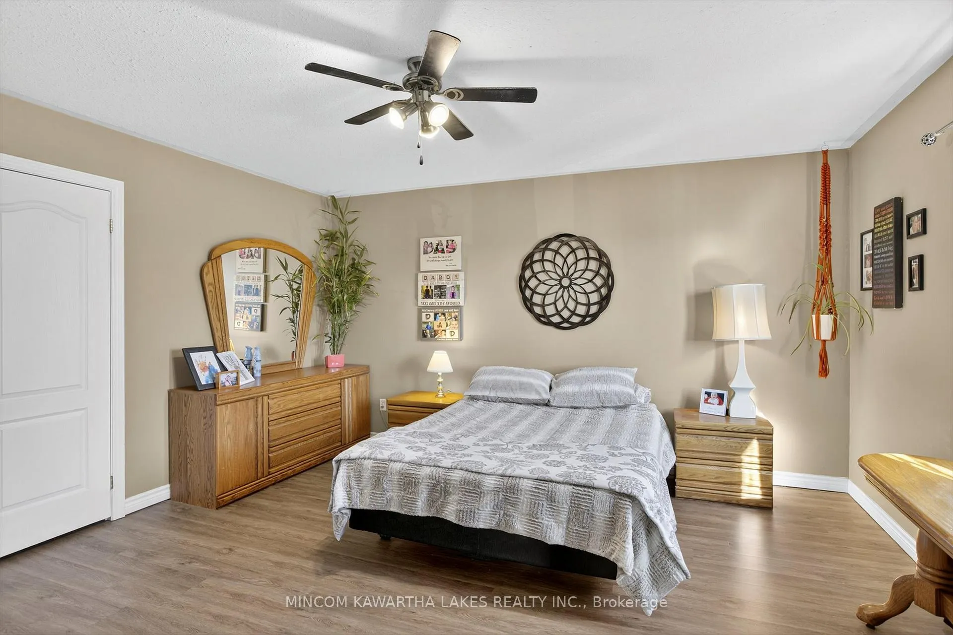 Photo 23 of 724 Trailview Drive, Peterborough, Ashburnham Ward 4 — HOMEH