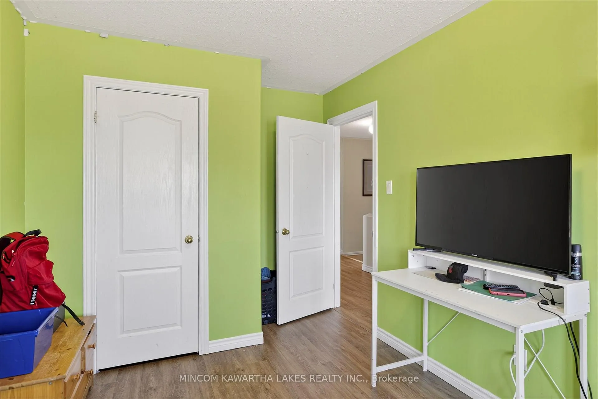 Photo 31 of 724 Trailview Drive, Peterborough, Ashburnham Ward 4 — HOMEH