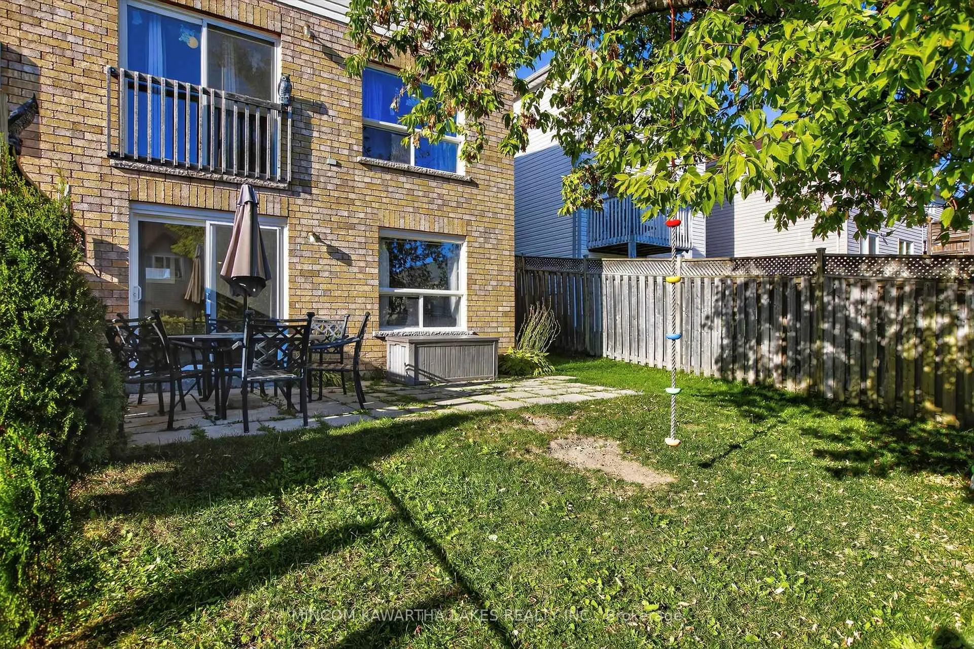 Photo 44 of 724 Trailview Drive, Peterborough, Ashburnham Ward 4 — HOMEH