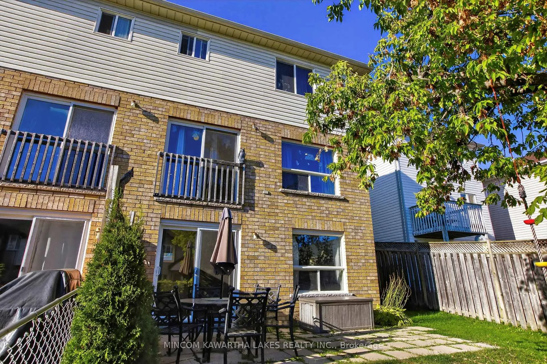 Photo 45 of 724 Trailview Drive, Peterborough, Ashburnham Ward 4 — HOMEH