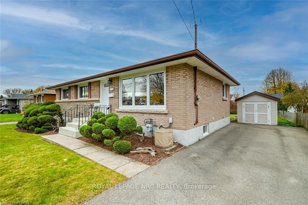 Photo 3 of 535 Alan Avenue, Welland, Prince Charles — HOMEH