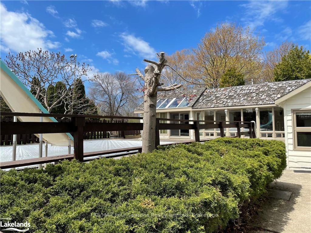Photo 1 of 114 Arrowhead Road, Blue Mountains — HOMEH