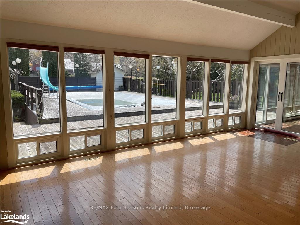 Photo 2 of 114 Arrowhead Road, Blue Mountains — HOMEH