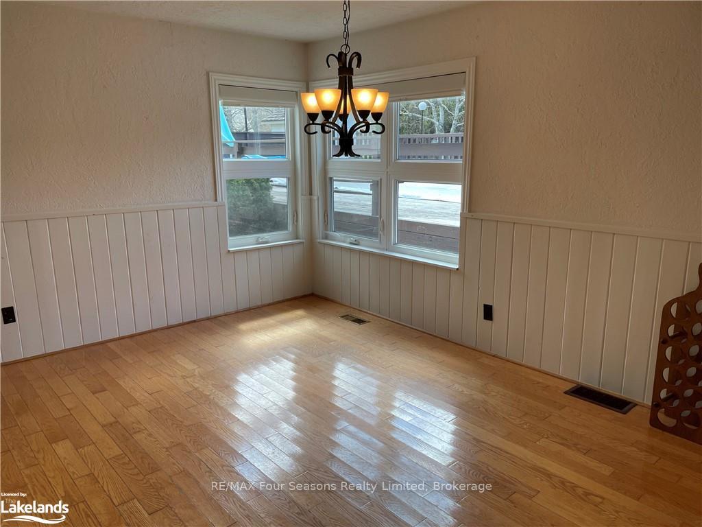 Photo 6 of 114 Arrowhead Road, Blue Mountains — HOMEH