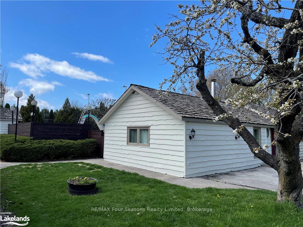 Photo 23 of 114 Arrowhead Road, Blue Mountains — HOMEH