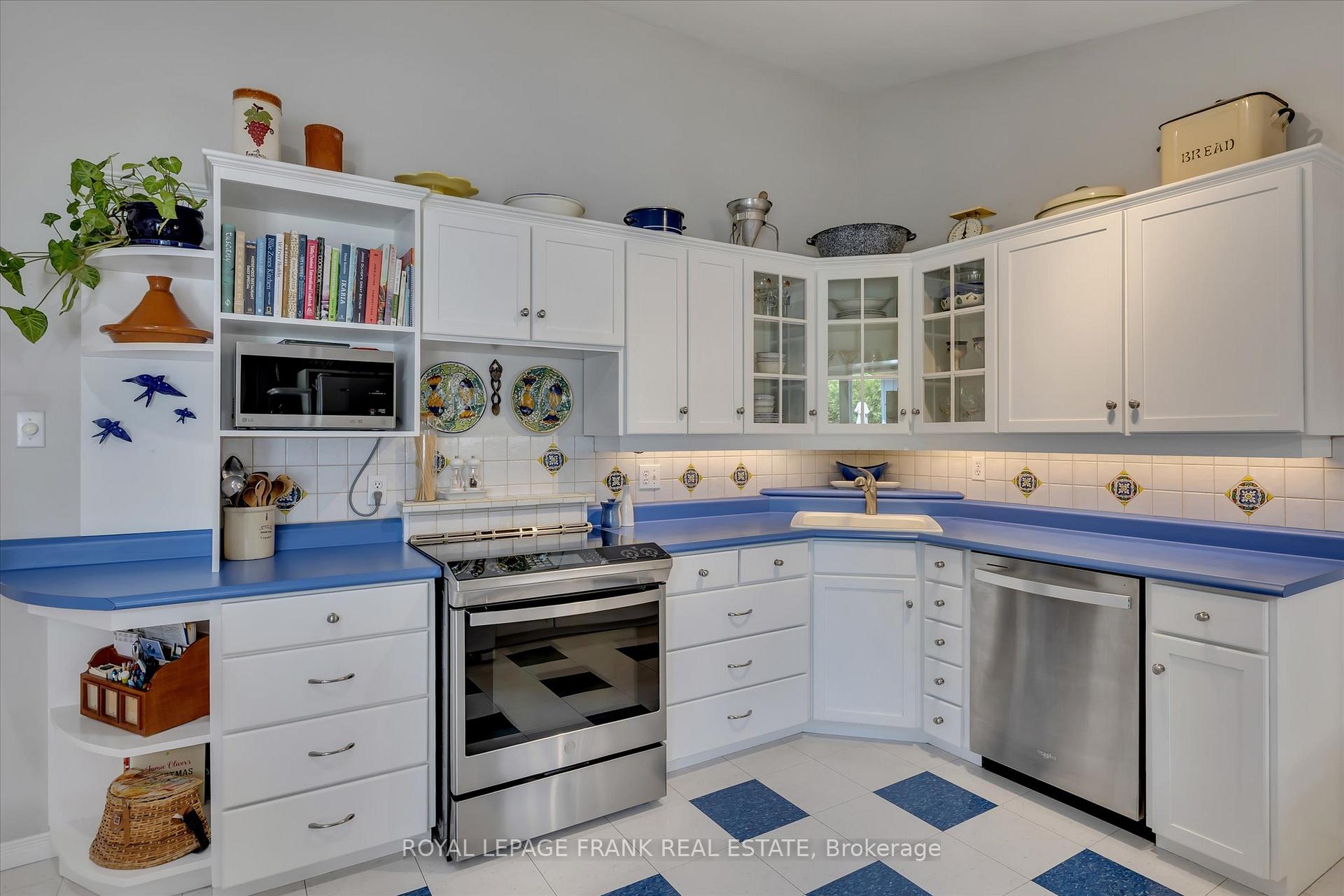 Photo 10 of 1289 Algonquin Boulevard, Peterborough, Northcrest Ward 5 — HOMEH