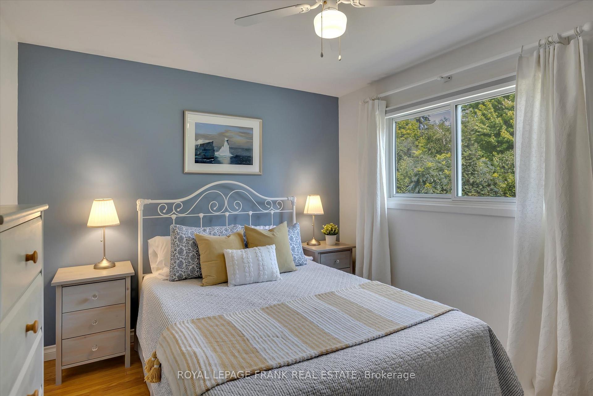 Photo 11 of 1289 Algonquin Boulevard, Peterborough, Northcrest Ward 5 — HOMEH