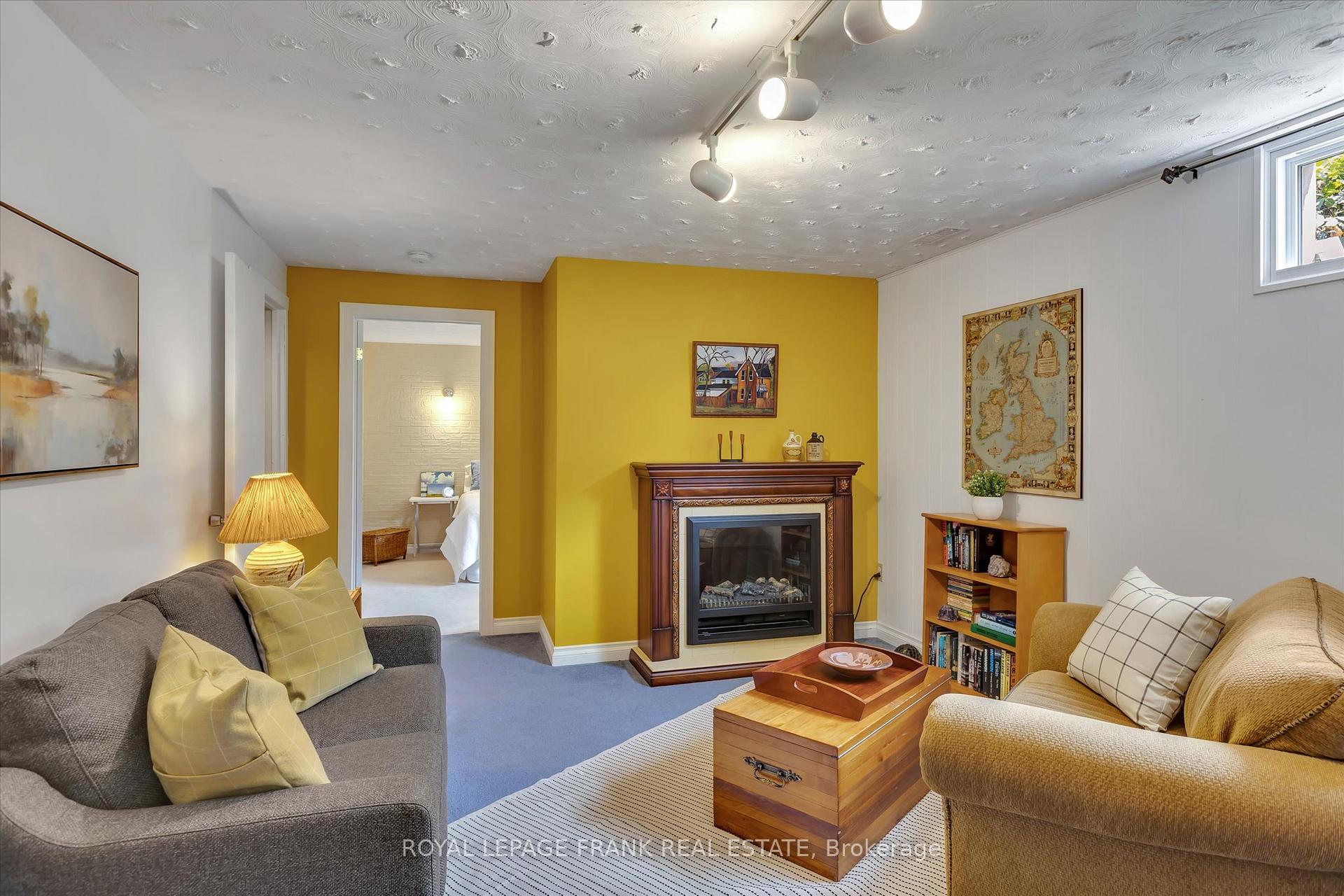 Photo 17 of 1289 Algonquin Boulevard, Peterborough, Northcrest Ward 5 — HOMEH