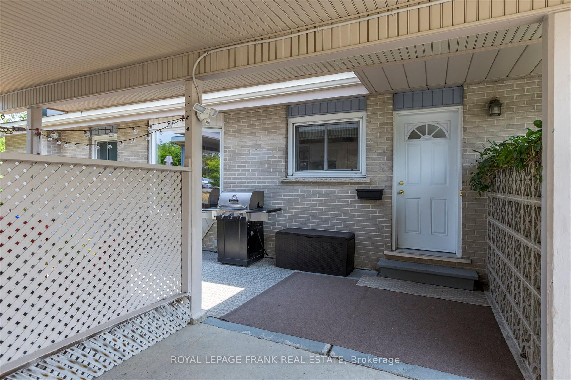 Photo 32 of 1289 Algonquin Boulevard, Peterborough, Northcrest Ward 5 — HOMEH