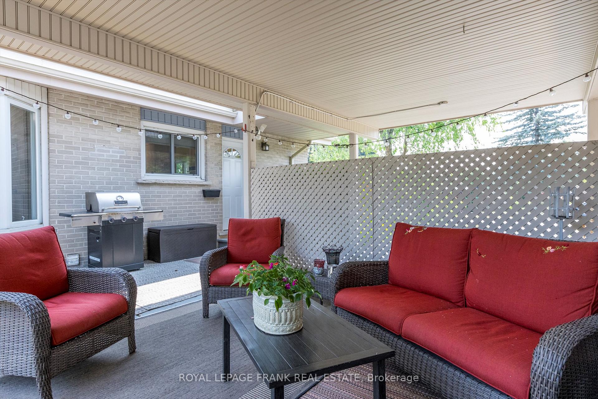 Photo 33 of 1289 Algonquin Boulevard, Peterborough, Northcrest Ward 5 — HOMEH