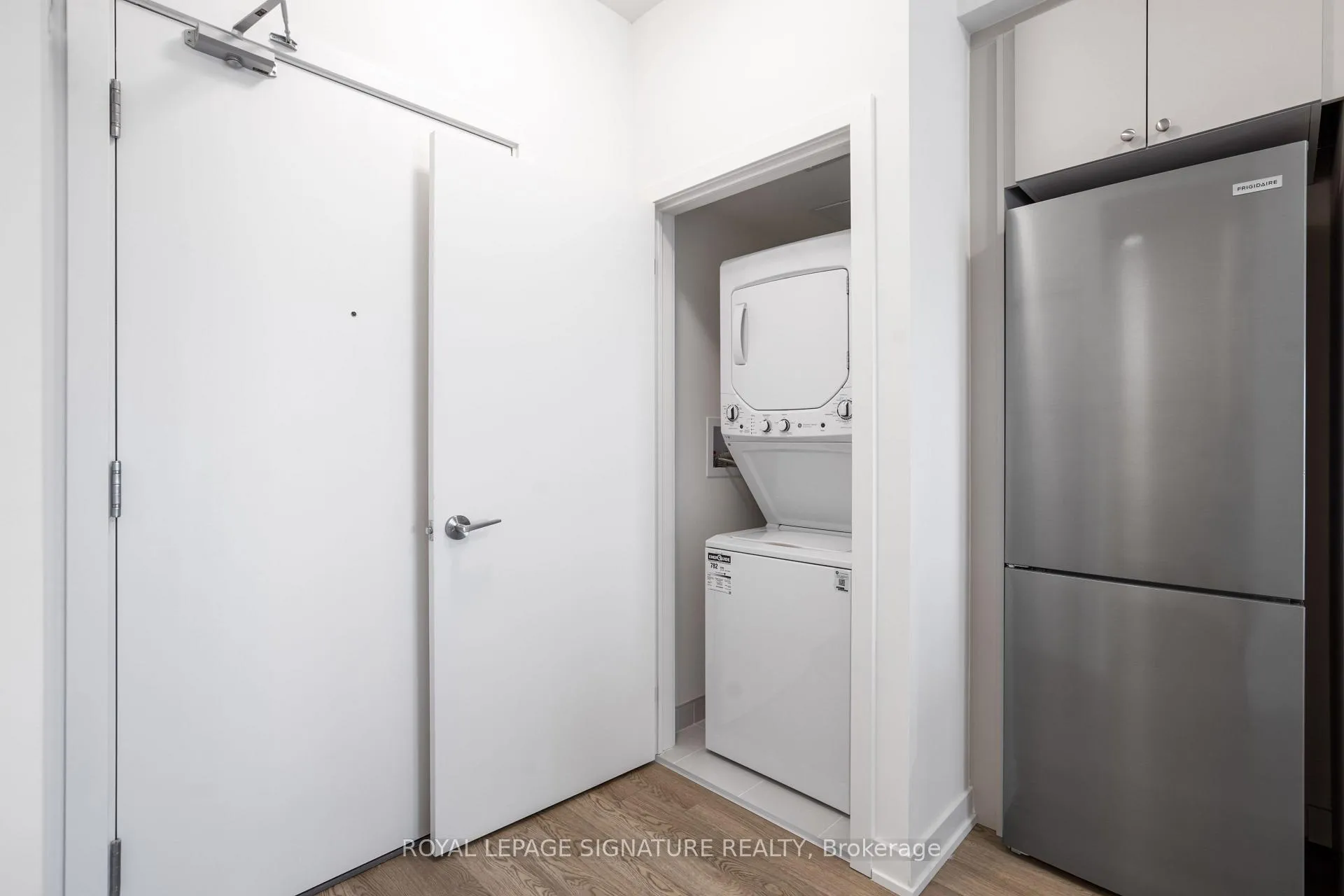 Photo 2 of Unit 908, 51 Clarington Boulevard, Clarington, Bowmanville — HOMEH