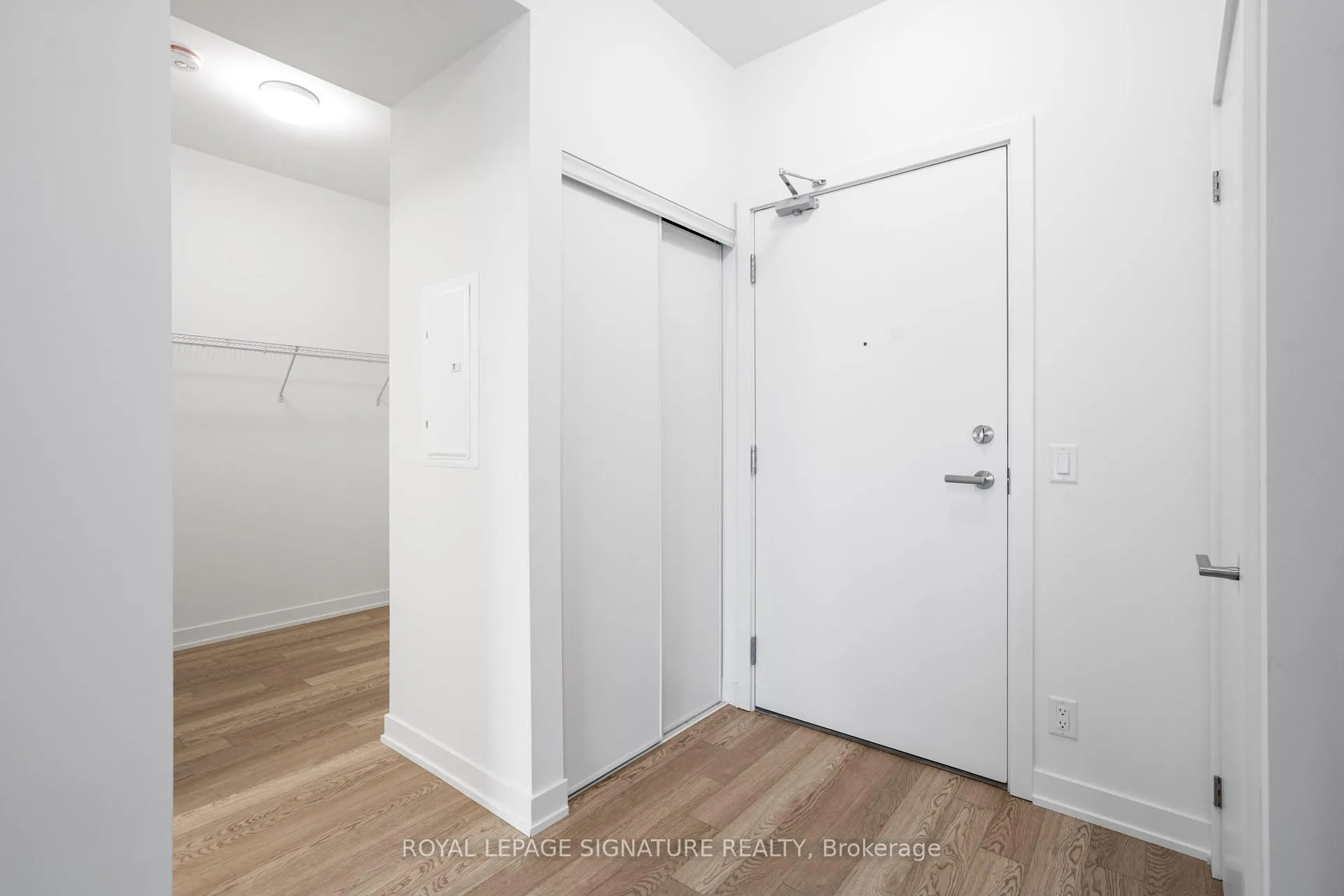 Photo 6 of Unit 908, 51 Clarington Boulevard, Clarington, Bowmanville — HOMEH