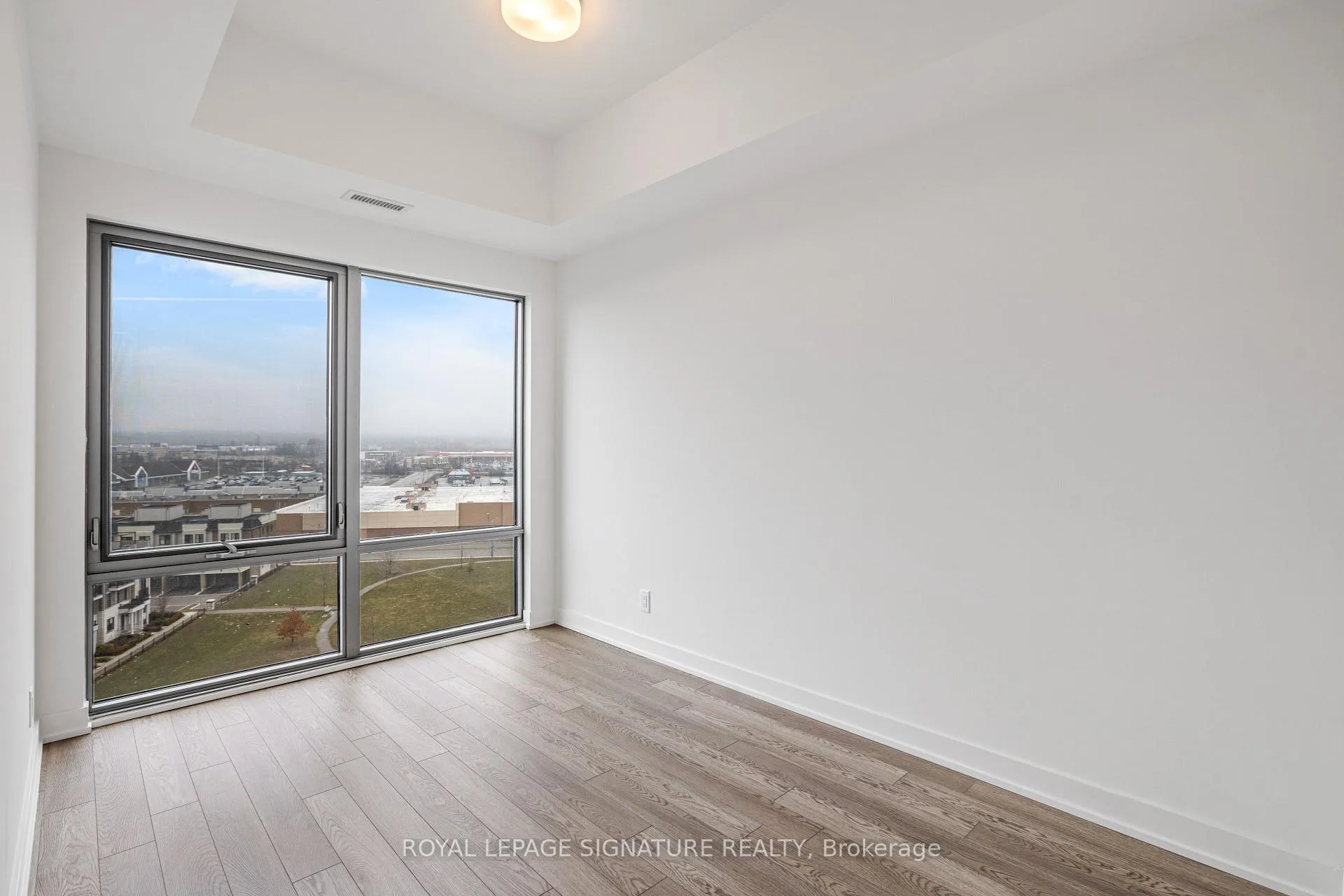 Photo 16 of Unit 908, 51 Clarington Boulevard, Clarington, Bowmanville — HOMEH