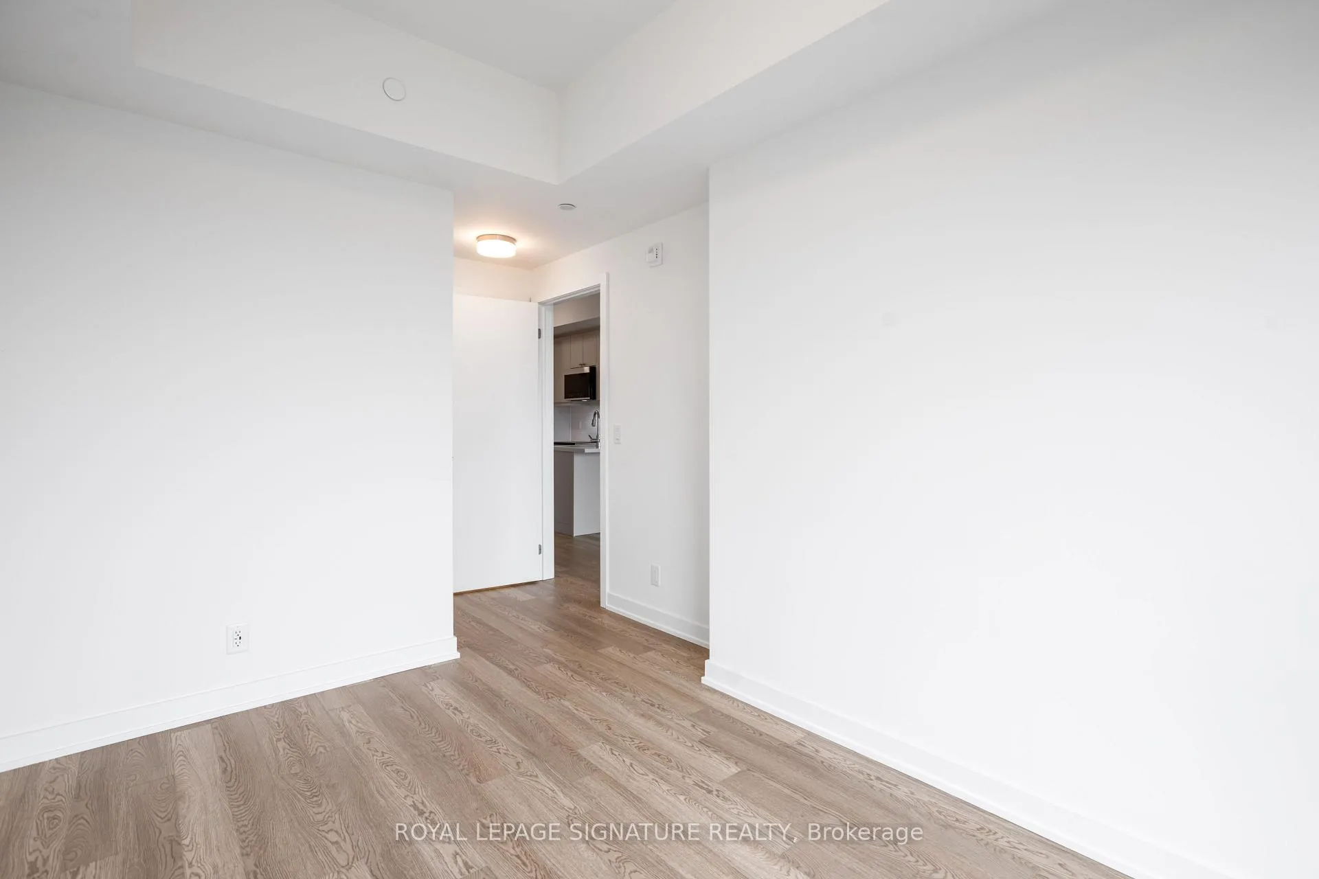 Photo 18 of Unit 908, 51 Clarington Boulevard, Clarington, Bowmanville — HOMEH