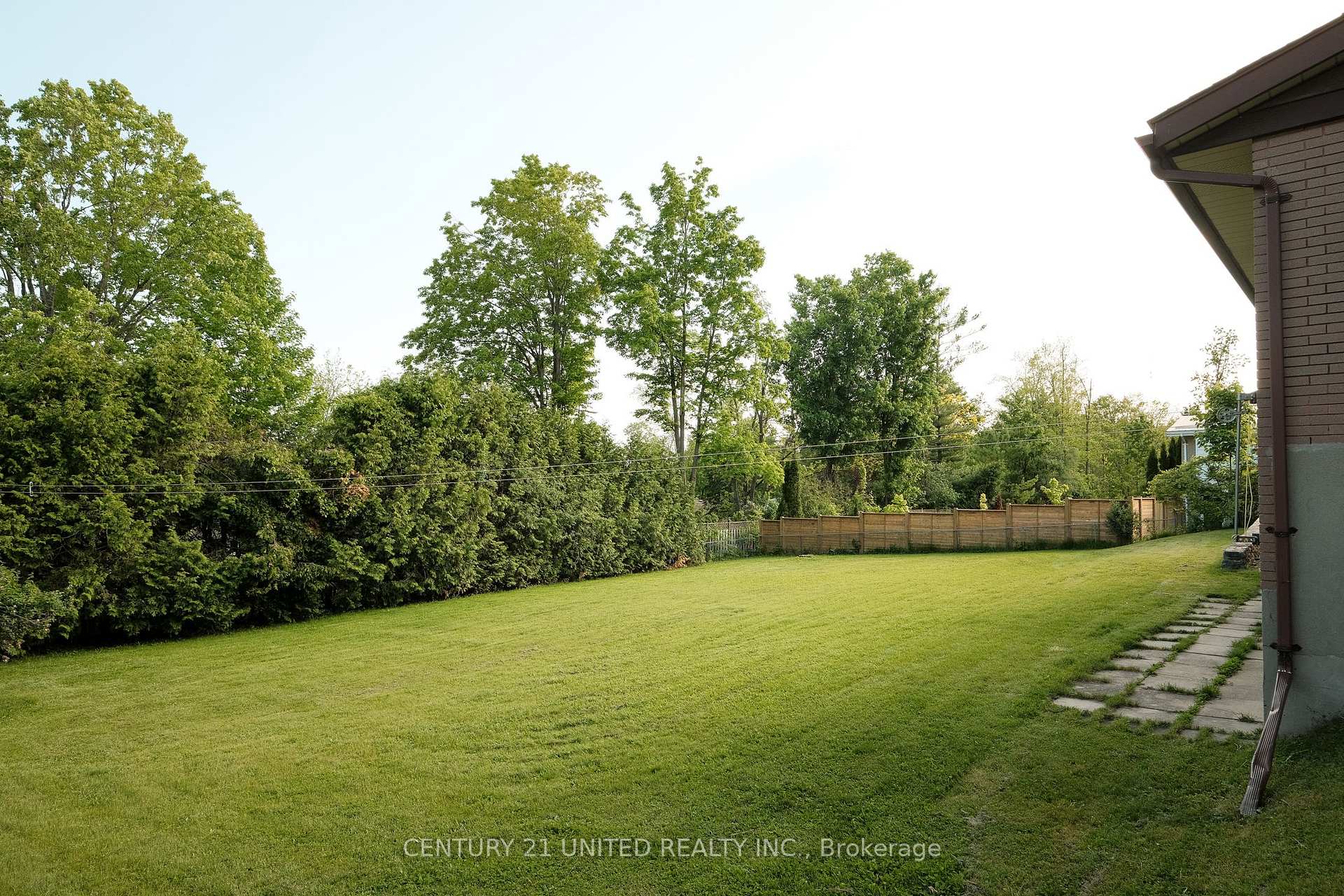 Photo 38 of 85 Earlwood Drive, Peterborough, Monaghan Ward 2 — HOMEH