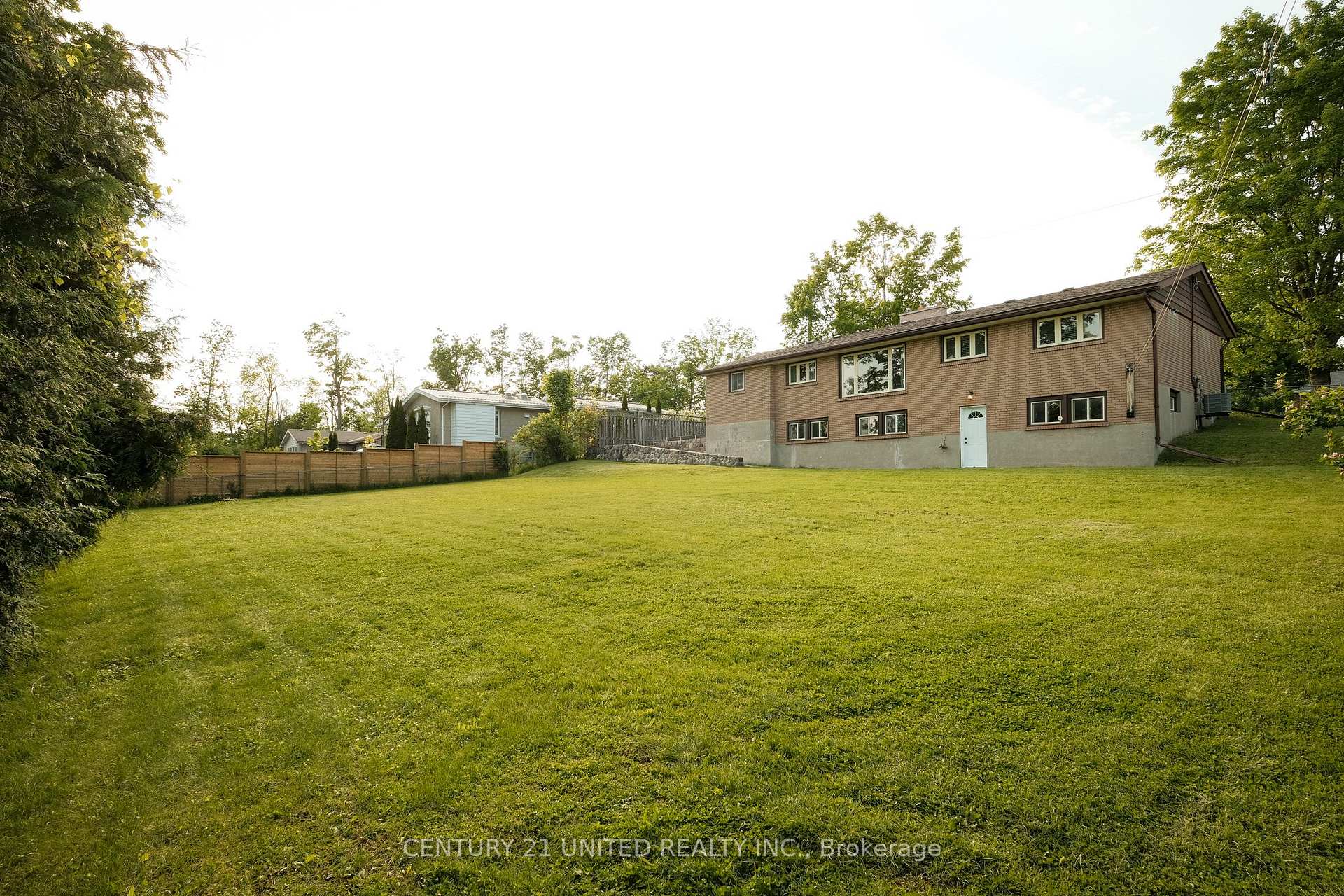 Photo 39 of 85 Earlwood Drive, Peterborough, Monaghan Ward 2 — HOMEH