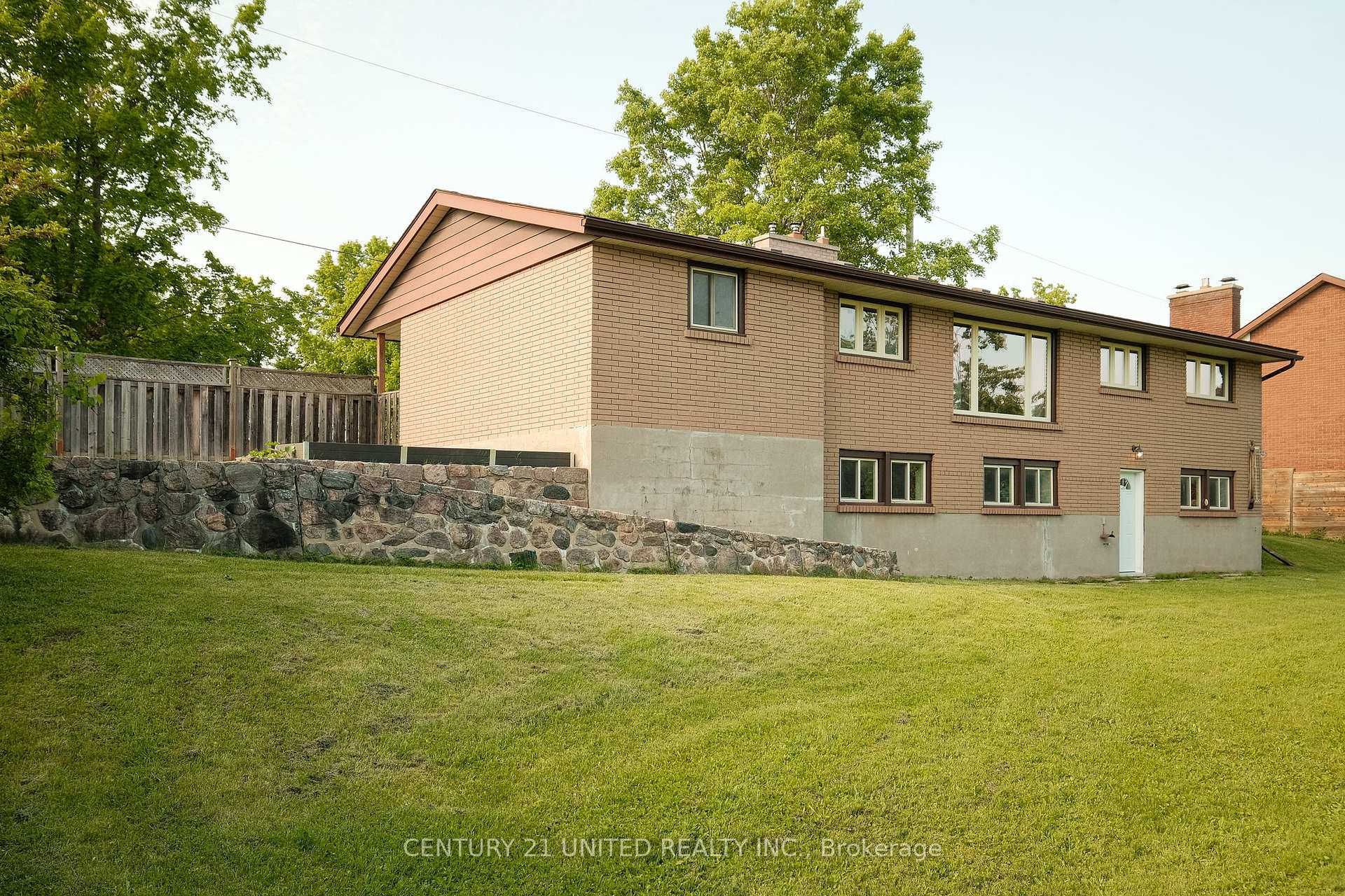 Photo 42 of 85 Earlwood Drive, Peterborough, Monaghan Ward 2 — HOMEH