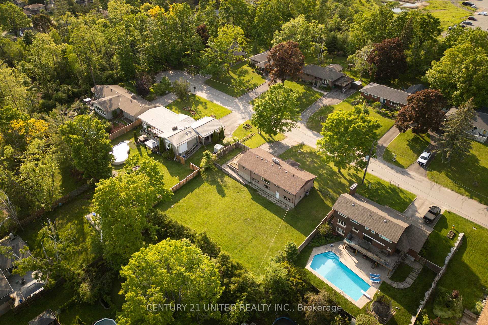 Photo 45 of 85 Earlwood Drive, Peterborough, Monaghan Ward 2 — HOMEH