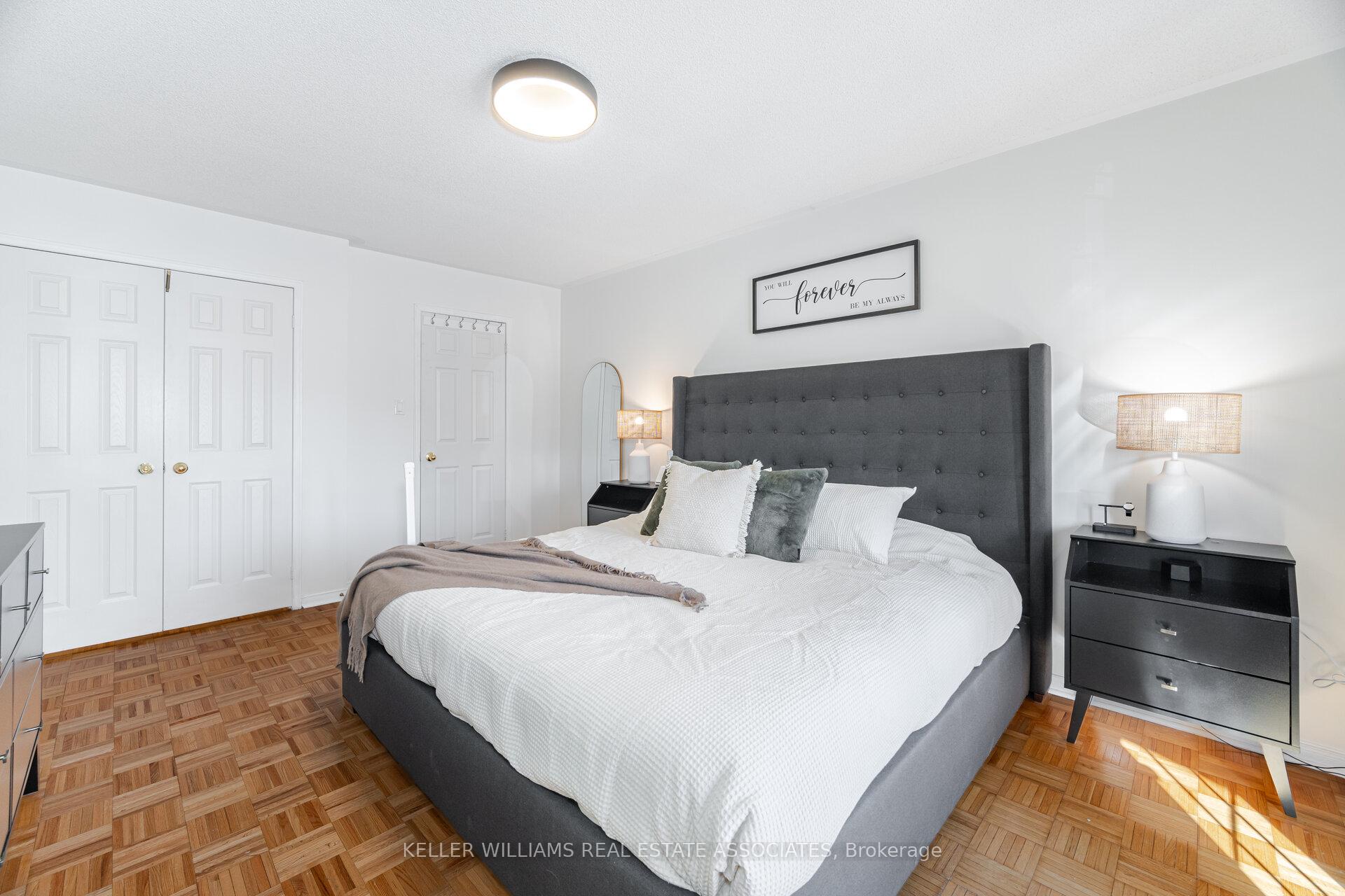 Photo 21 of 32 Blue Willow Drive, Vaughan, East Woodbridge — HOMEH
