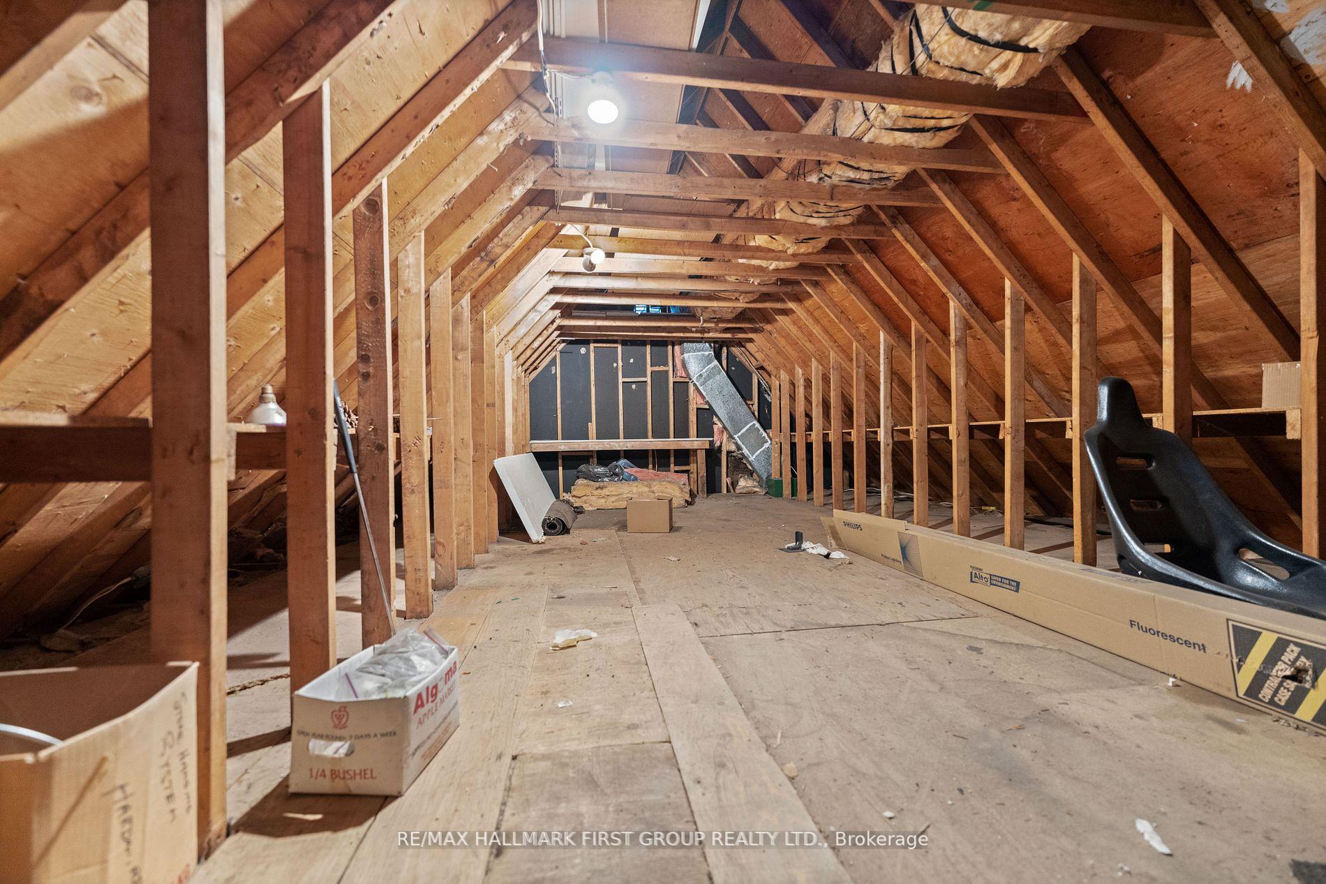 Photo 35 of 1165 Ravine Road, Oshawa, Lakeview — HOMEH