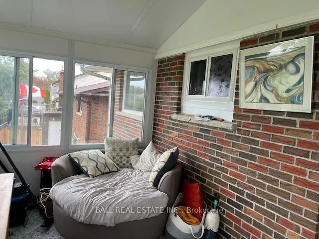 Photo 10 of 1684 Sherbrooke Street, Peterborough, Monaghan Ward 2 — HOMEH